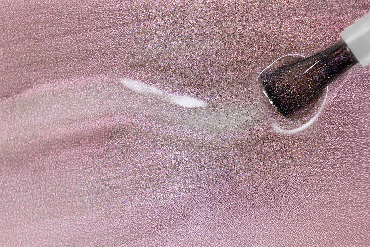 Jolifin LAVENI Shellac - Cat-Eye 9D mystic cherry 10ml