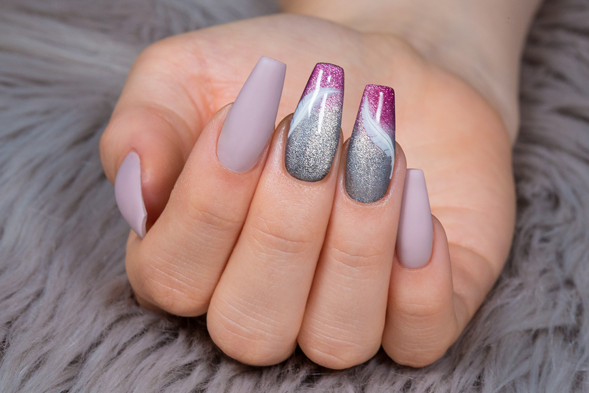 Jolifin LAVENI Shellac - Thermo Cat-Eye berry-blue 10ml
