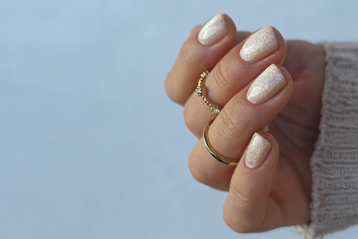 Jolifin LAVENI Shellac - Cat-Eye super shine pastell-caramel 10ml