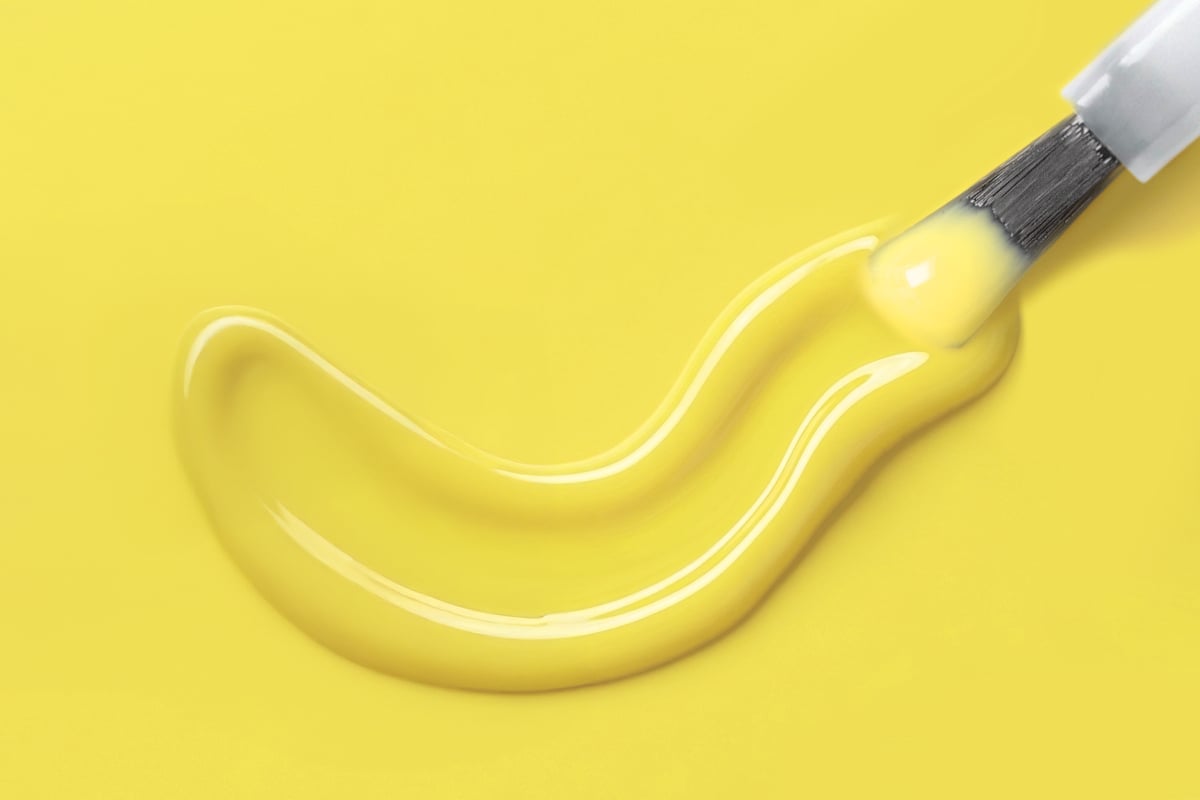 Jolifin LAVENI Shellac - happy yellow 10ml