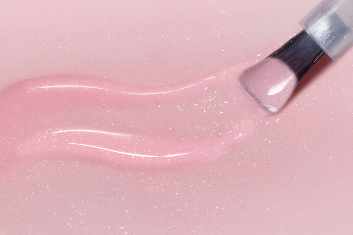 Jolifin LAVENI Shellac - StrongBuilder pastell-rosé Glimmer 10ml