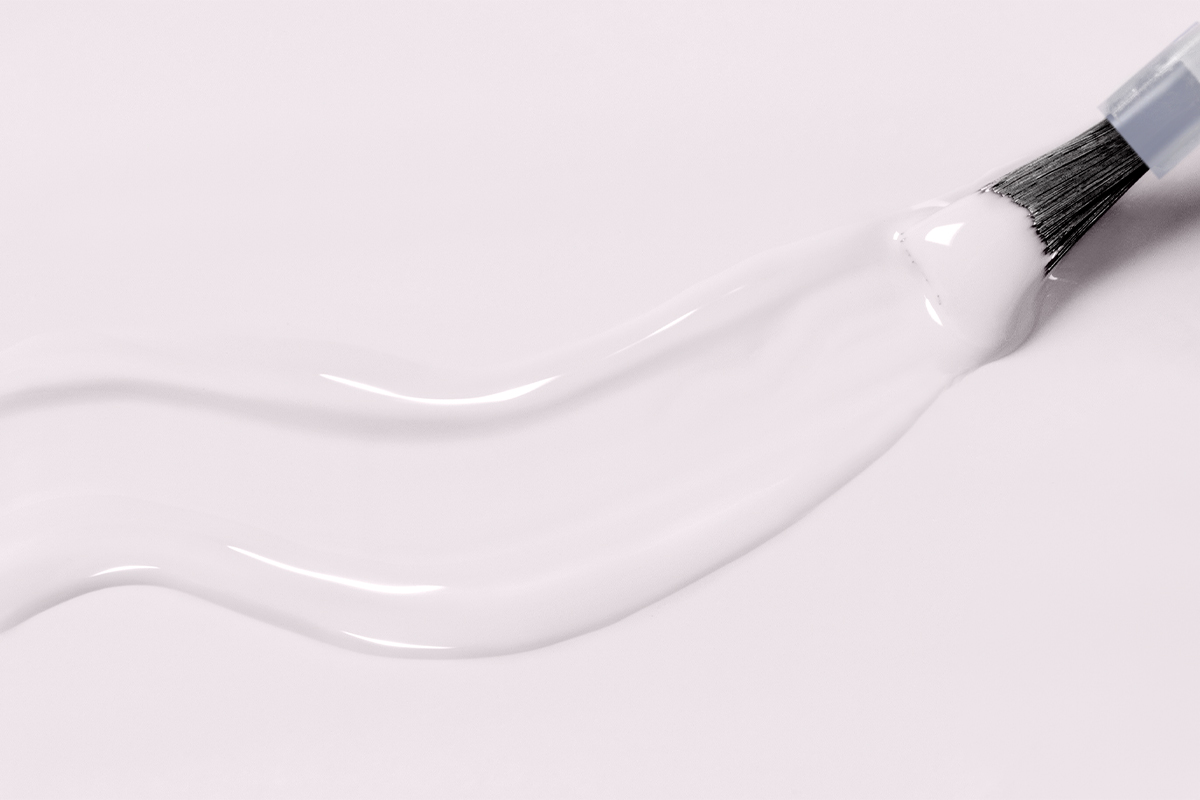Jolifin LAVENI Shellac - Top-Coat without sweat layer porcelain white 10ml