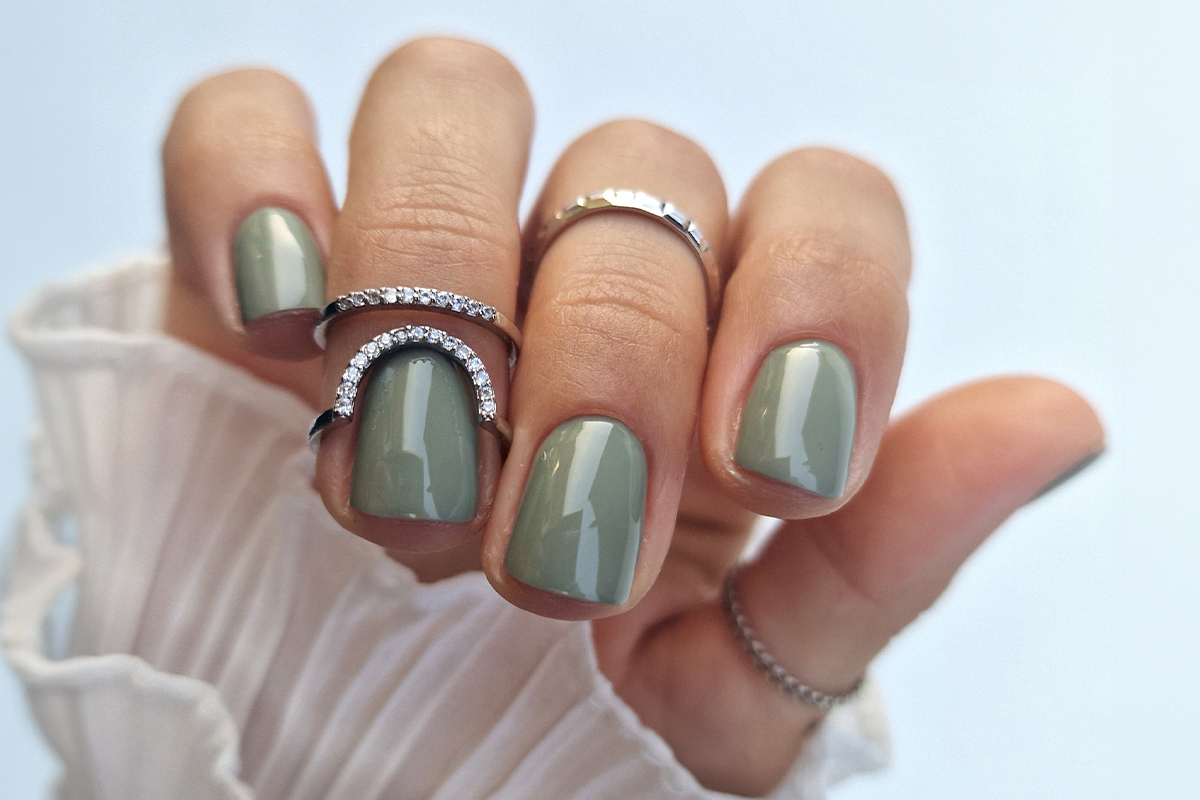 Jolifin LAVENI 3in1 Shellac - pastell-green nature 10ml