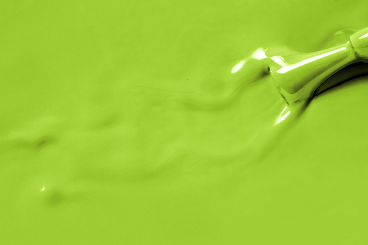 Jolifin LAVENI Shellac - hypnotizing green 10ml