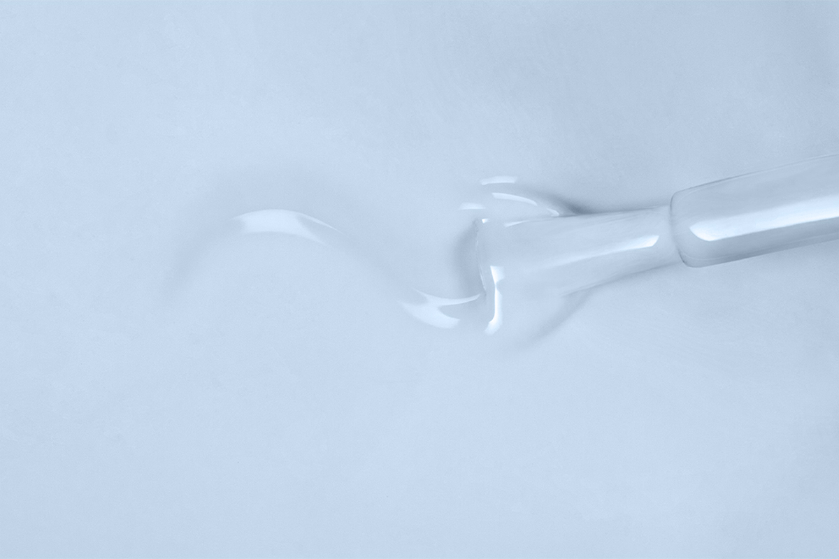 Jolifin LAVENI Shellac - frozen blue 10ml