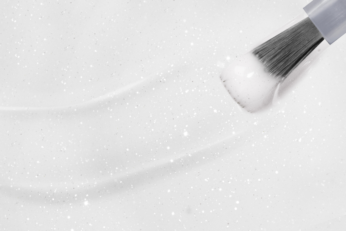 Jolifin LAVENI Shellac - creamy white glimmer 10ml