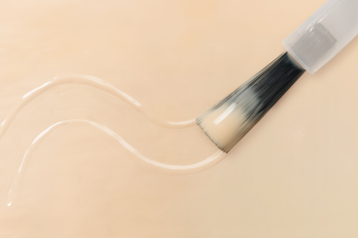 Jolifin LAVENI Shellac - beach sand 10ml