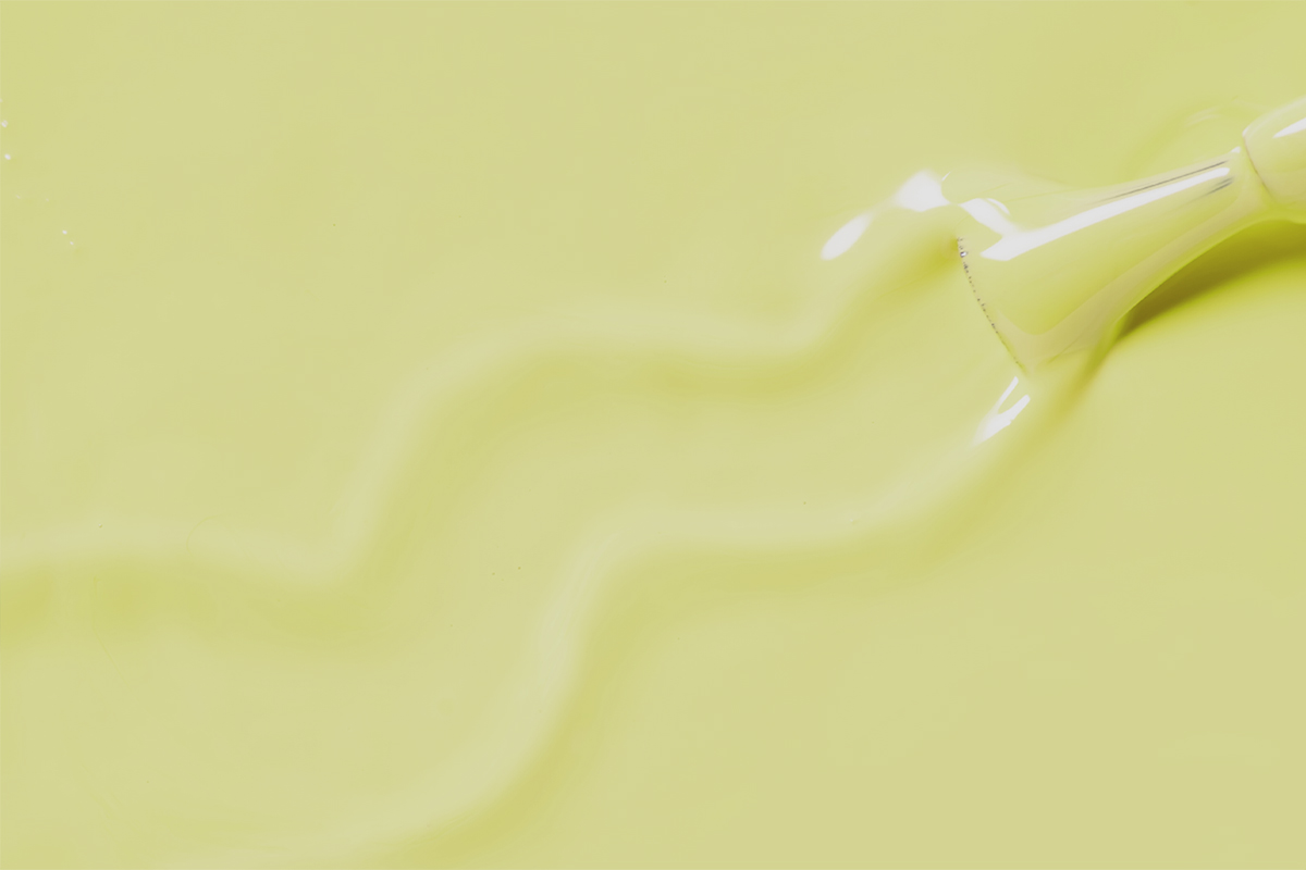 Jolifin LAVENI Shellac - creamy yellow 10ml 