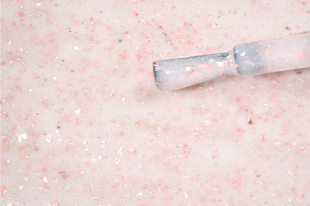 Jolifin LAVENI Shellac - Base & Build milky rosy Flakes 10ml