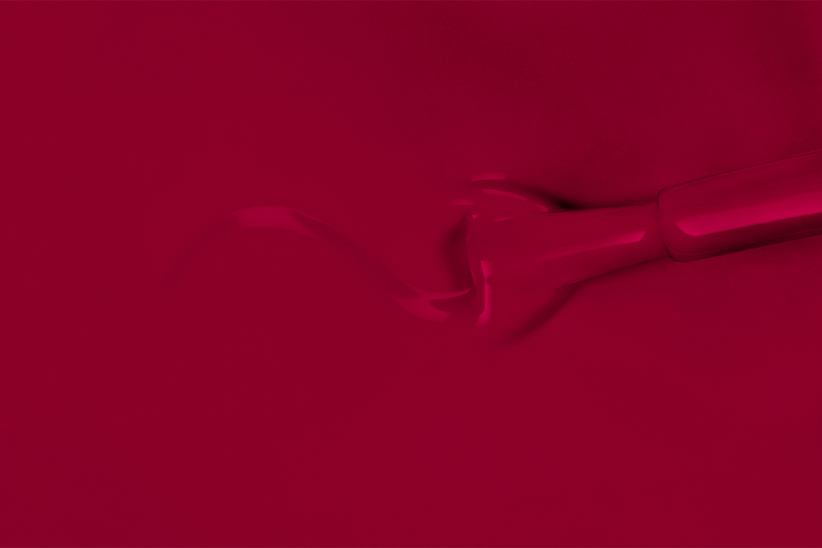 Jolifin LAVENI Shellac - fashionable red 10ml